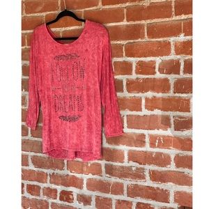 Day trip, medium, lightweight blouse, mid-length